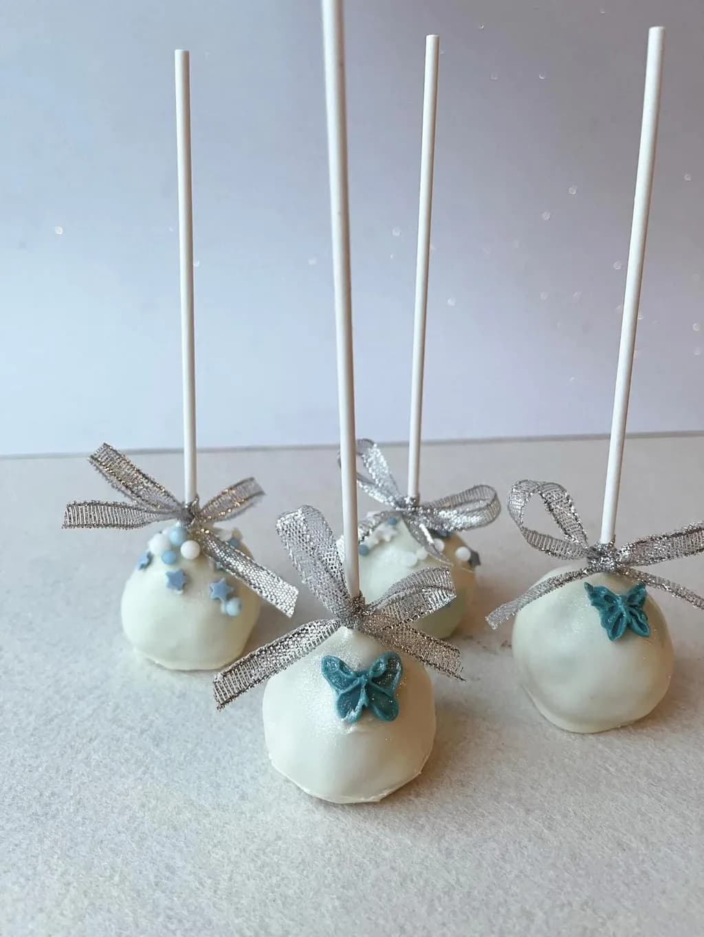 Cakepops com borboletas